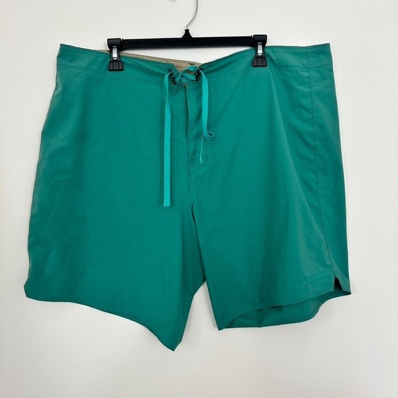Patagonia Board Shorts Mens 40 Teal Light Variable 18 Inseam Swim Beach Travel - Picture 1 of 7